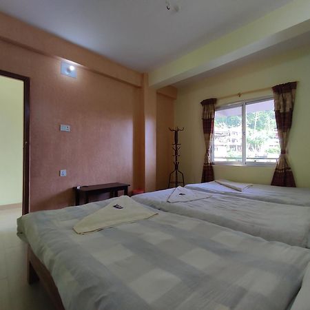 Hotel Green Hill View Ποκάρα Δωμάτιο φωτογραφία