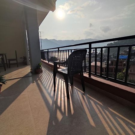 Hotel Green Hill View Ποκάρα Δωμάτιο φωτογραφία