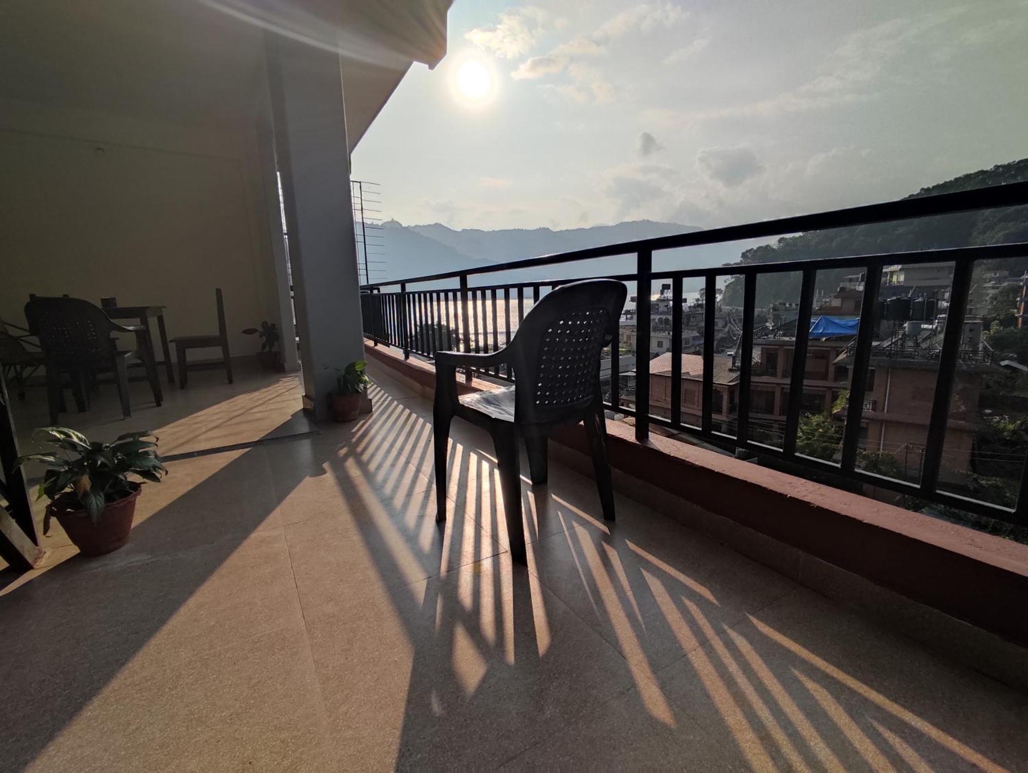 Hotel Green Hill View Ποκάρα Δωμάτιο φωτογραφία